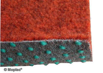 PARK ROSSA - moquette per esterno rosso  Moquette per esterno con tacchetti per il drenaggio. Spessore 7,5 mm colore rosso